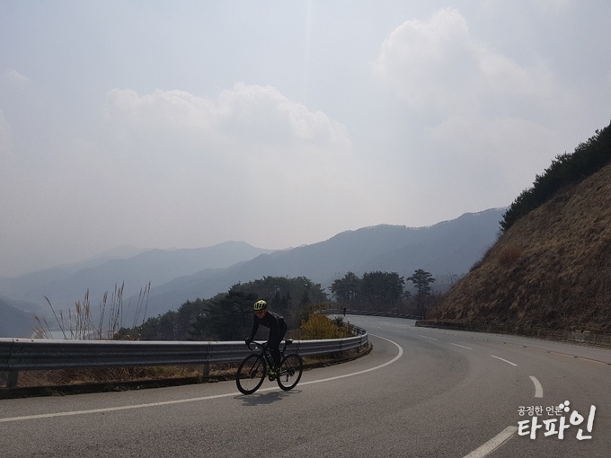 2019년 3월 12일 낮 12시 40분께 전남 곡성군 죽곡면 신풍리 신풍재./사진=최봉오 기자