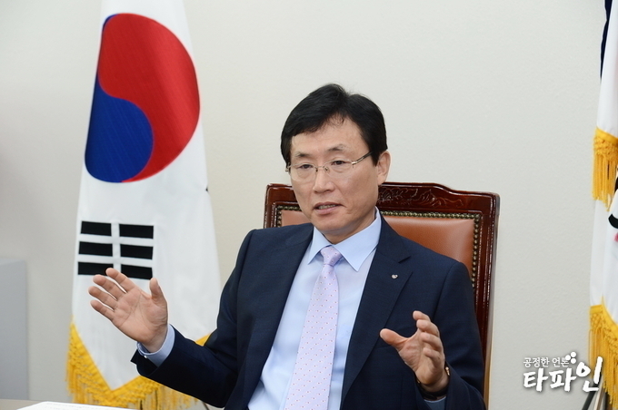 전북 남원시가 행정안전부 2019년 전국 지방자치단체 226곳 중 175곳이 자율적으로 응모한 생산성지수 측정결과, '살림살이 잘 운영한 지자체 대상 1위'에 23일 이름을 올렸다./타파인DB