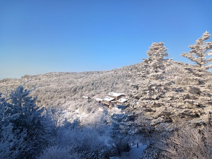 세석대피소. /지리산국립공원경남사무소